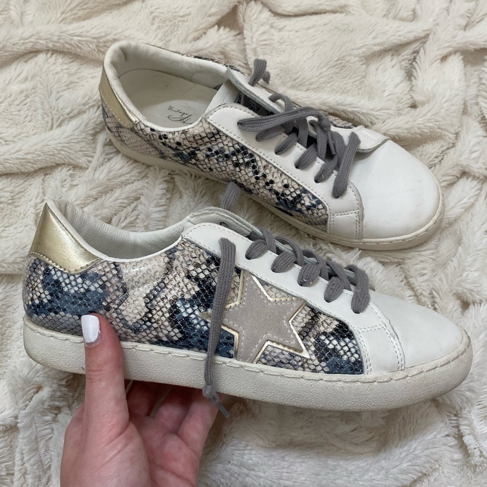 Vintage Havana Bianca Gold Snake multi sneakers sz 7